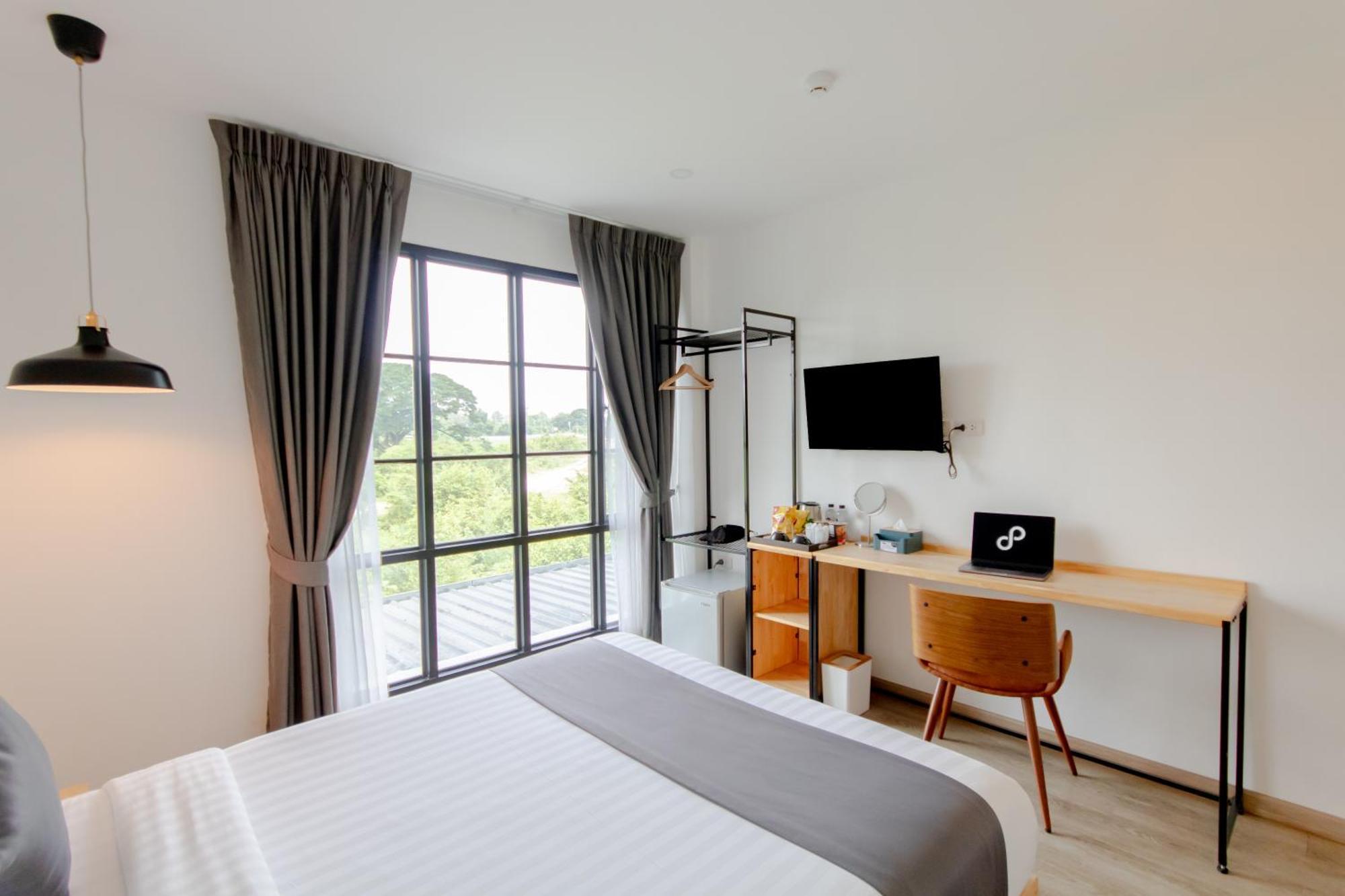 Ananzitra Hotel Kanchanaburi Exterior photo
